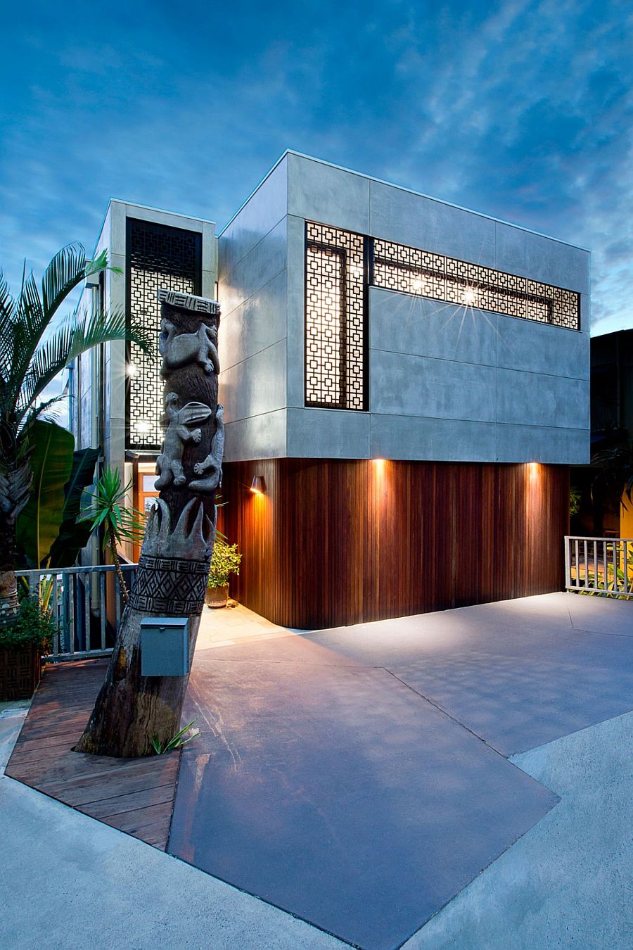 Lovely entrance of the 60s Modern Renovation in Queensland