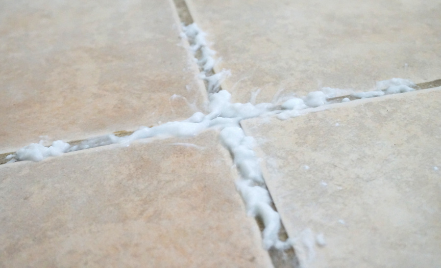 Does Cleaning Grout With Baking Soda, How Do You Use Baking Soda And Vinegar To Clean Tile Grout