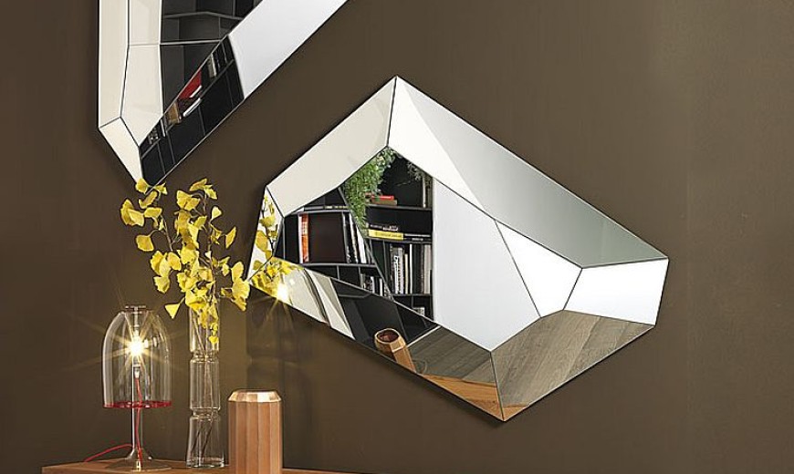 Refined Reflection: 4 Strikingly Glamorous Mirrors from Cattelan Italia