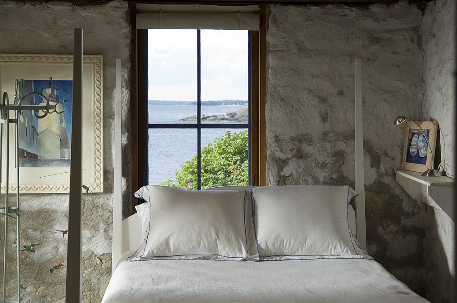 Rocks found locally replicate the aura of the rugged Maine coastline inside the bedroom