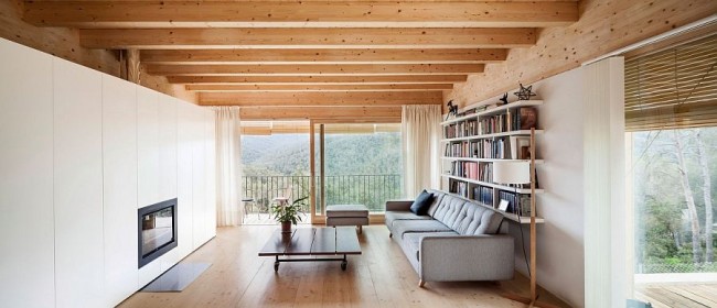 Casa LLP: Eco-friendly Modern Home Fits in With Forest Topography | Decoist