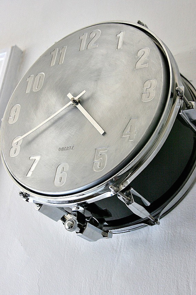 Snare drum wall clock
