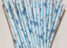 Snowflake-party-straws-from-Etsy-shop-The-Party-Fairy-217x155