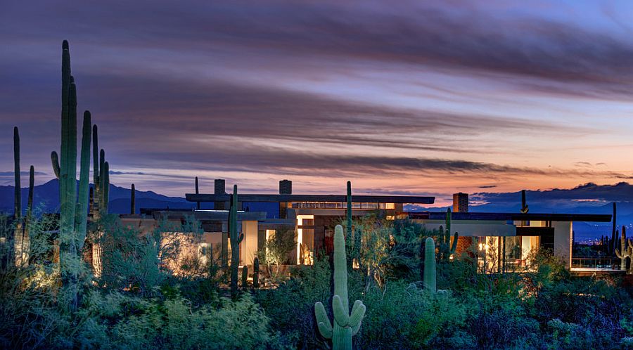 Style of the Damon Residence seems inspired by Frank Lloyd Wright design!