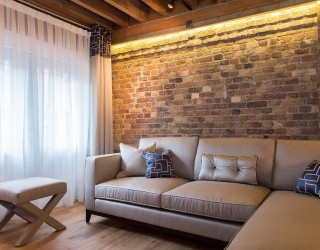 Brick Beauty: Chic Converted Warehouse Apartment in Shad Thames