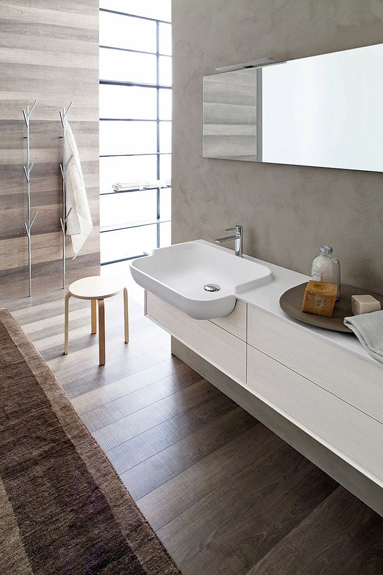 Contemporary bathroom in white and gray