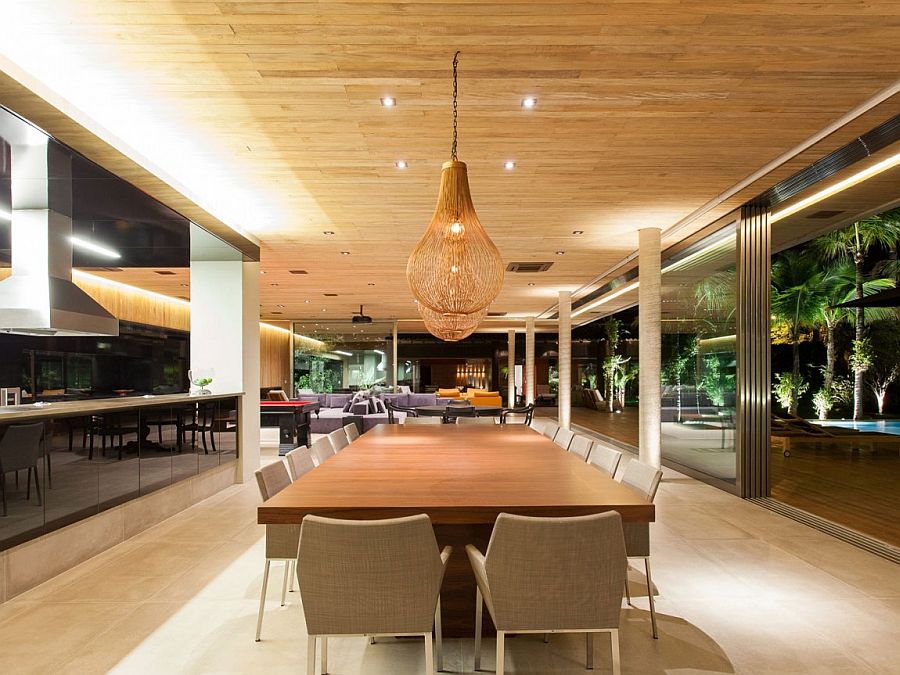 Gorgeous kitchen and dining area inside the stylish Pavilion