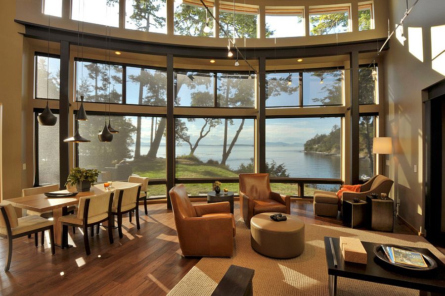 It is the view outside that steals the show here [Design: David Vandervort Architects]