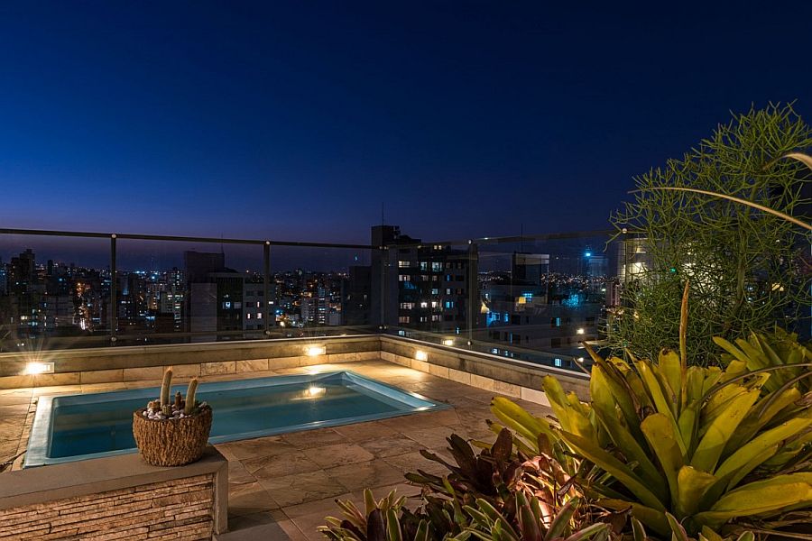 Pool with city views and a relaxing hangout