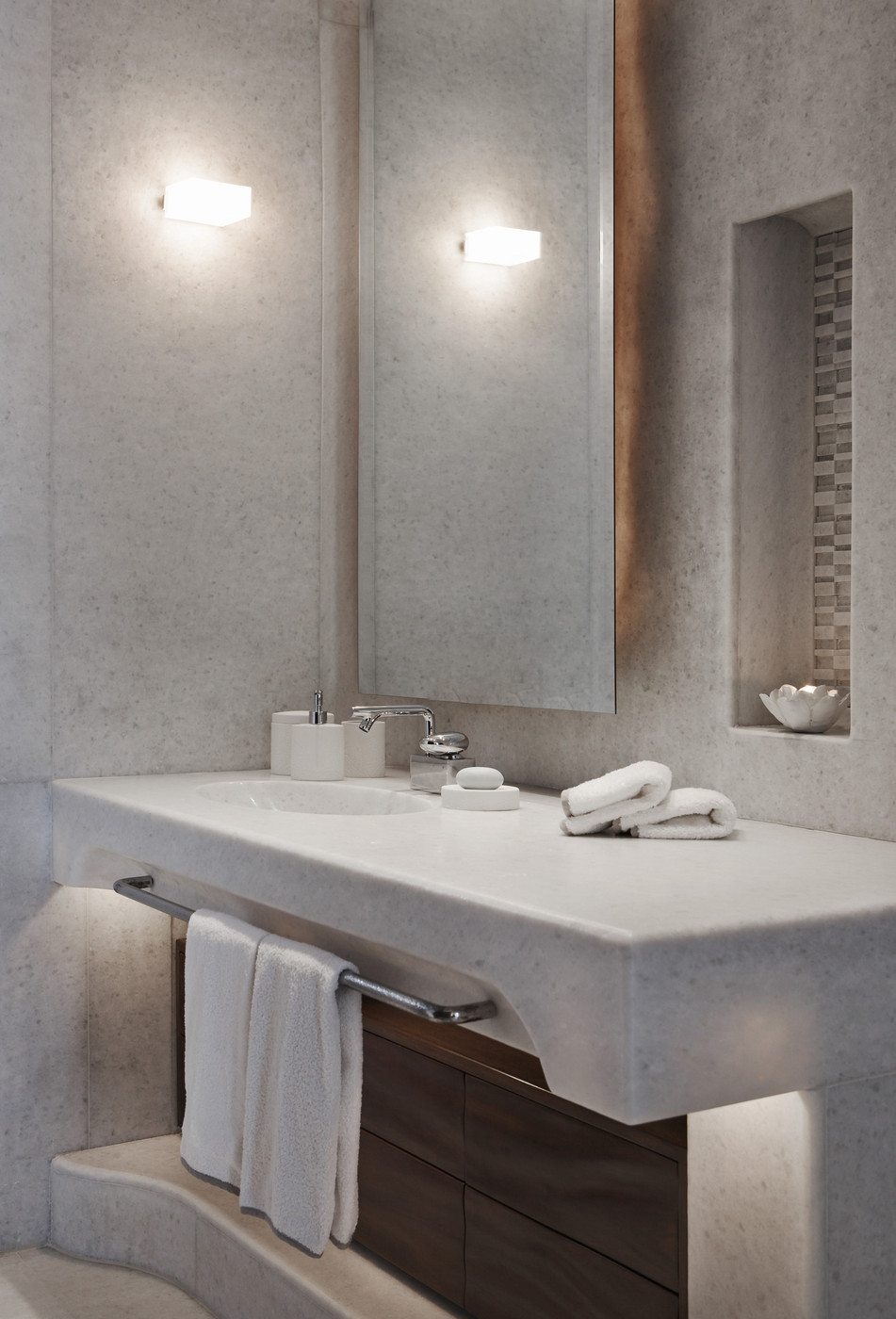 The Luxury Look Of High End Bathroom Vanities