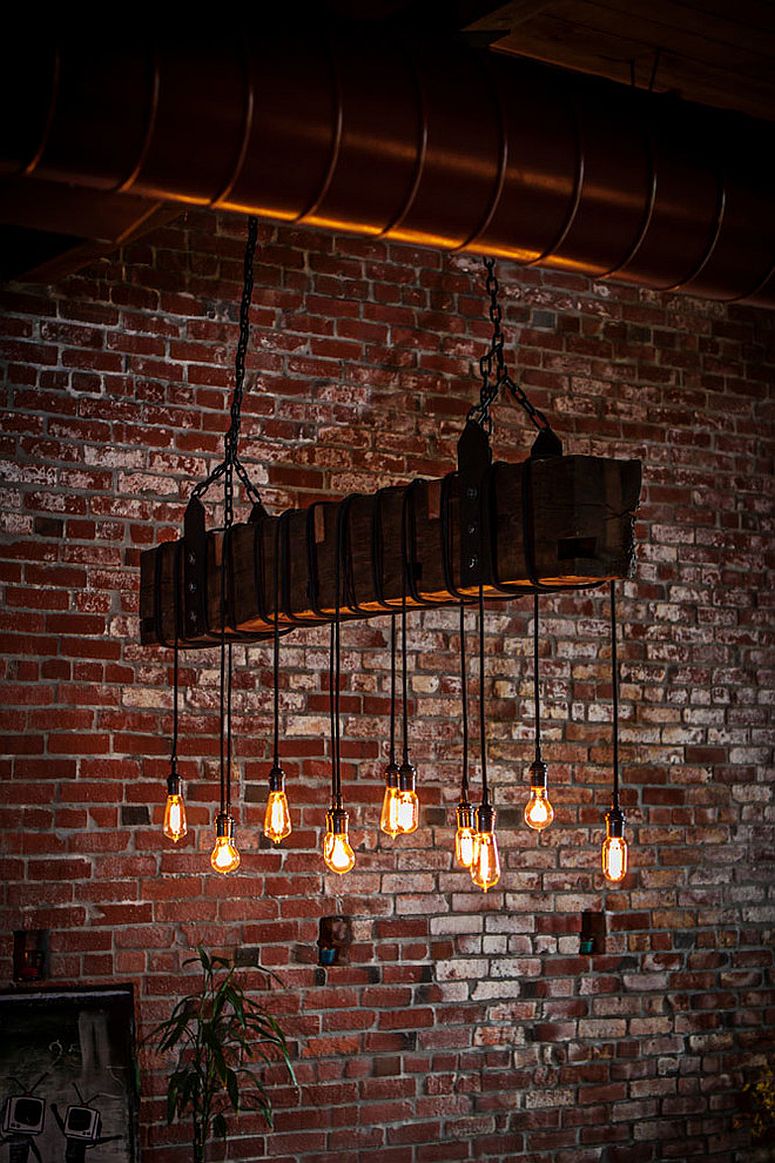 Stylish industrial lighting idea with Edison bulbs