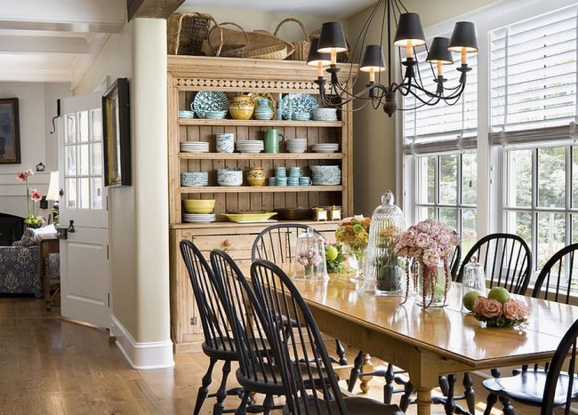 small dining room hutches