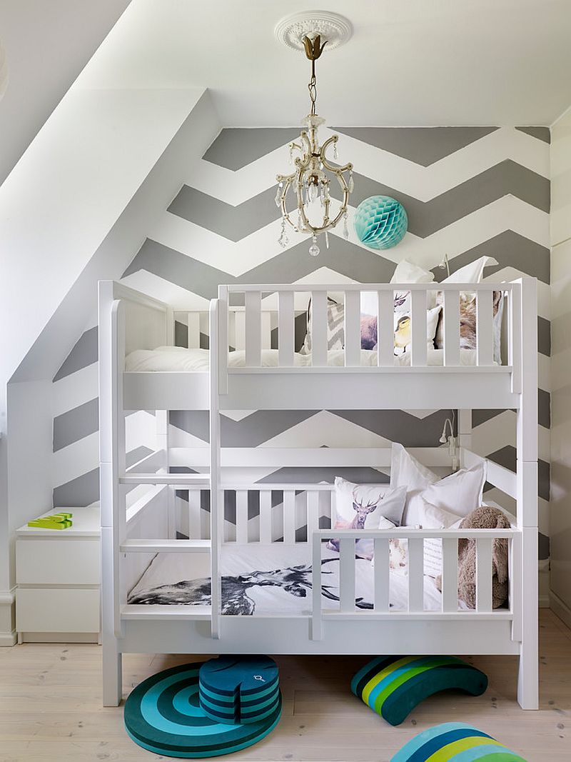 Chevron accent wall for Scandinavian style kids’ room [Design: Swanfield Living]