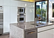 Clean-kitchen-countertops-217x155