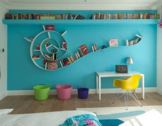 Helpful Hints for Decorating Bookshelves