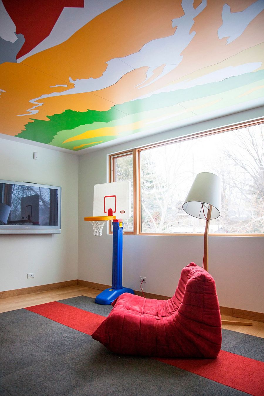 Custom ceiling for the kids' playroom