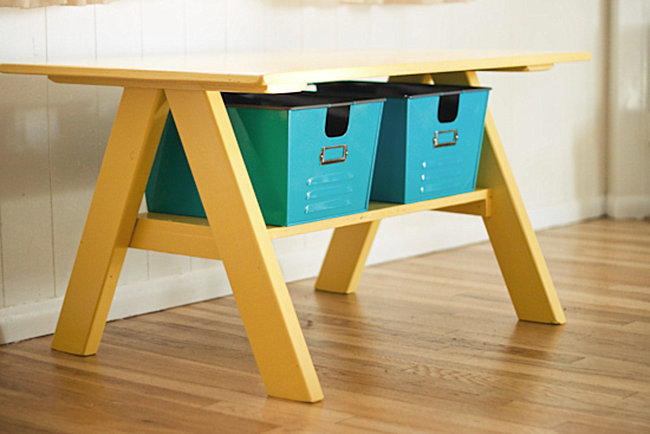 DIY kids' table from Strawberry Chic