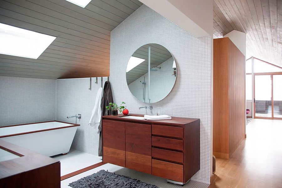 Fabulous open bathroom design is both contemporary and cozy