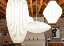 Goregous-George-Nelsons-pendants-in-the-loft-apartment-in-Jersey-City-217x155