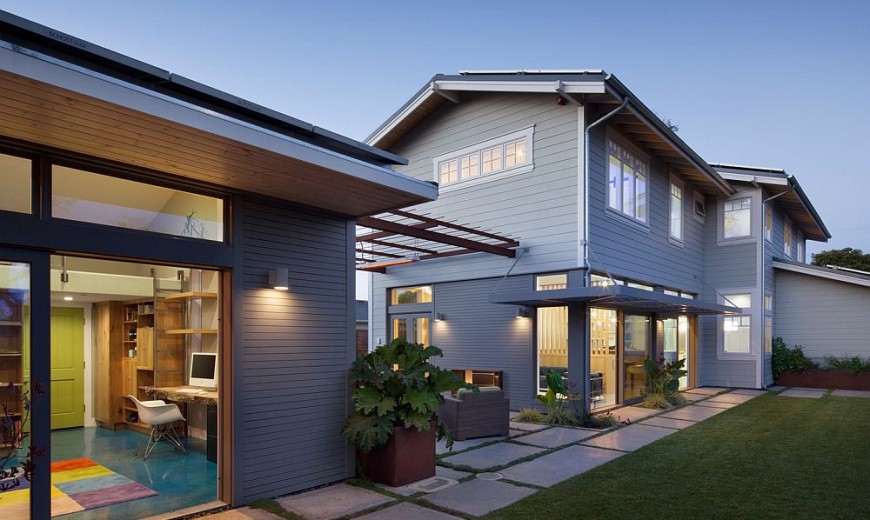 Eco-Conscious Enterprise: Contemporary Zero Net Energy Home in Santa Cruz