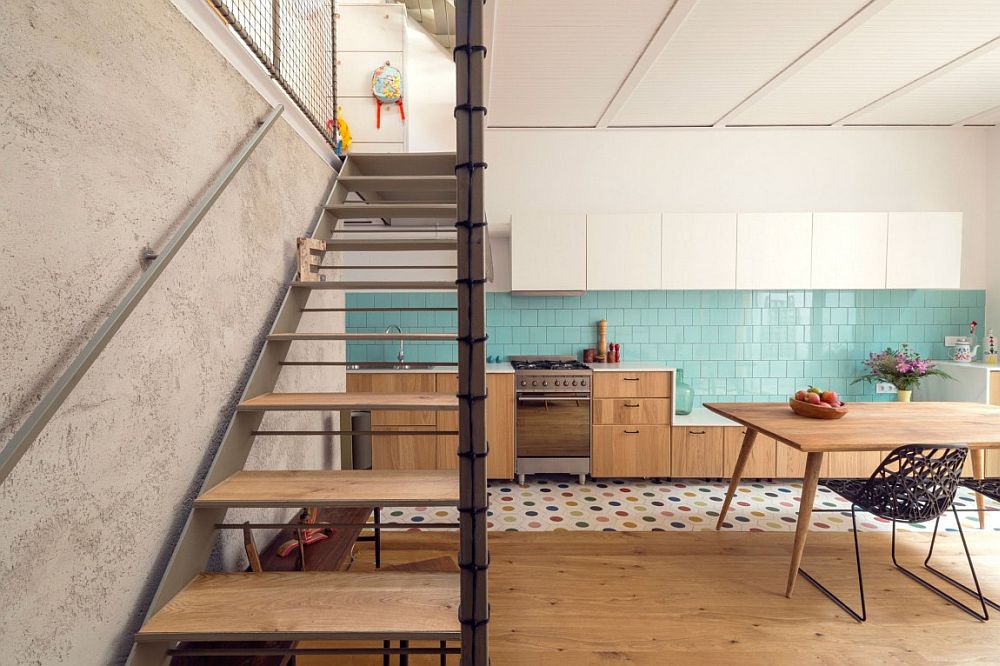 Innovative staircase design takes up little space in the smart Barcelona house