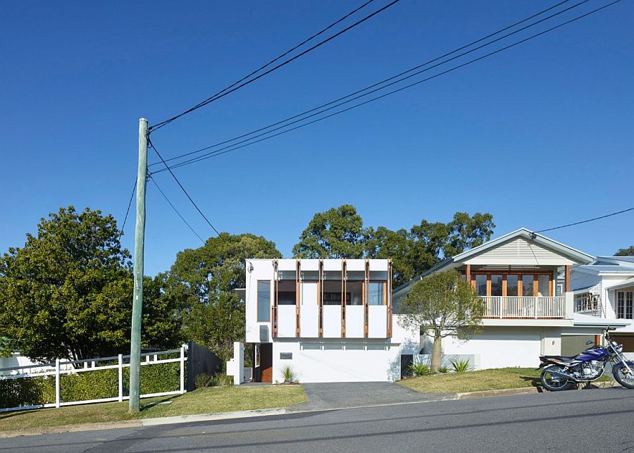 Street view of contemporary home in Bardon, Queensland