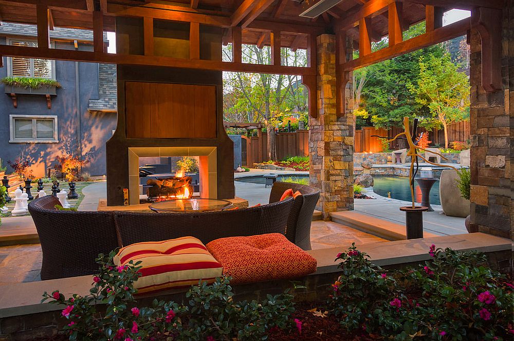 A covered patio allows you to turn the outdoors into an all-season living space [Design: Kikuchi + Kankel Design Group]