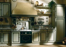 Beautiful-stencil-border-and-warm-pastel-hues-create-a-fabulous-and-inviting-country-style-kitchen-217x155
