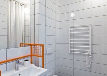 Black-white-and-gray-shape-a-stylish-small-bathroom-inside-the-Poznan-apartment-217x155