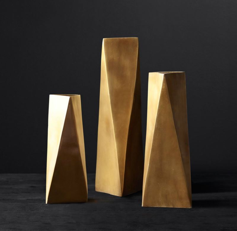 20 Modern Vases with Sleek Style