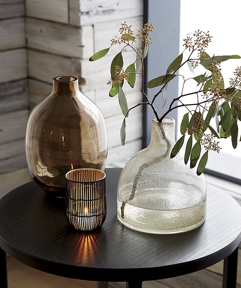 20 Modern  Vases  with Sleek Style