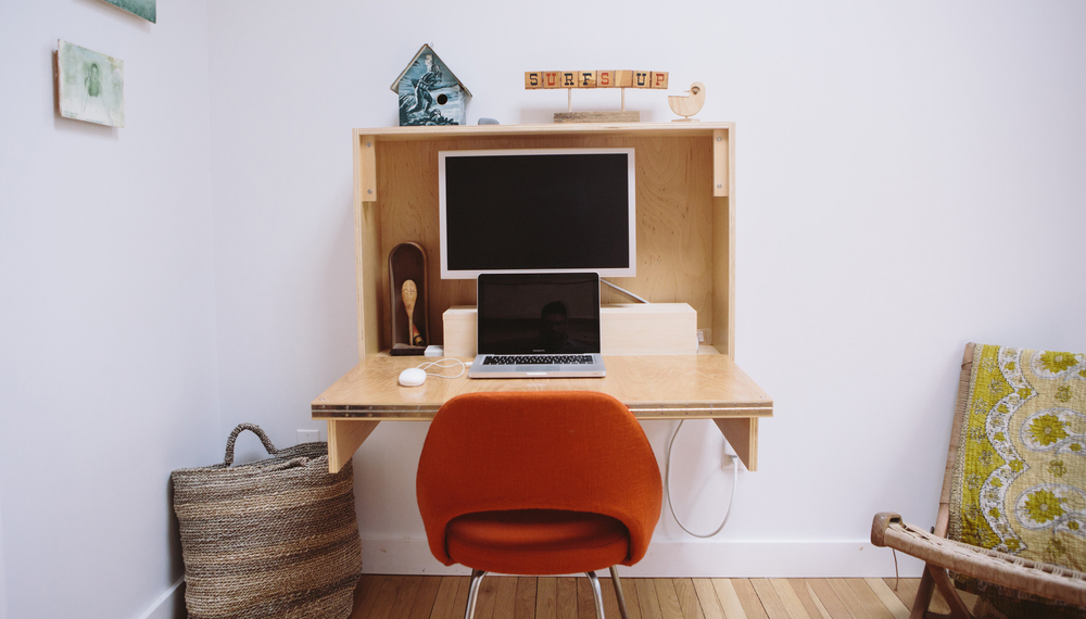 DIY Fold Down Kids Desk with Storage for small spaces