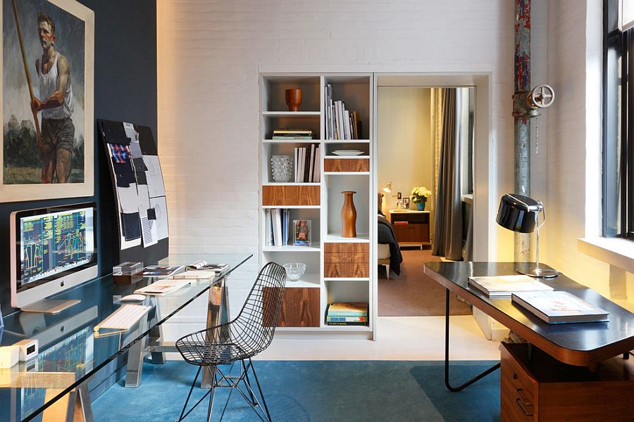 Dark and light walls bring in visual contrast in the home office [From: Adrian Wilson interior photography]