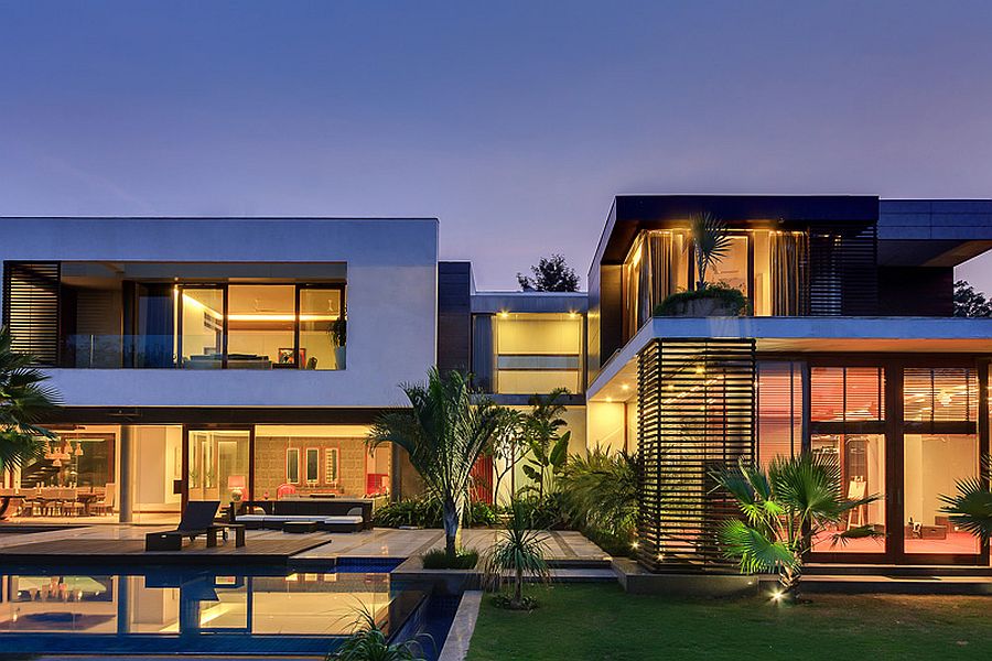 Deck, pool and the outdoor hangout becomes the showstopper of the stylish Delhi home