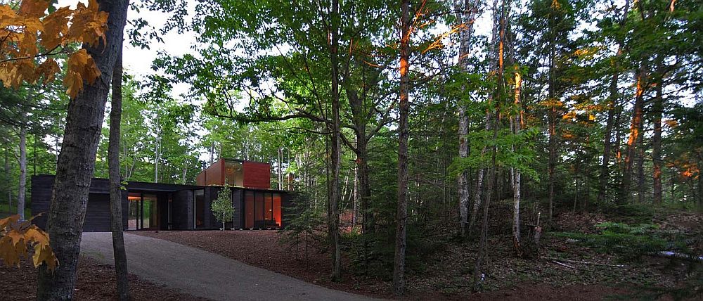 Entrance to the elegant and relaxing Pleated House