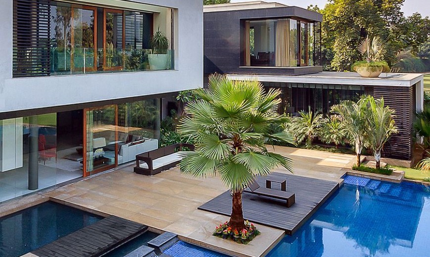 Tranquil Opulence: Lavish Home in New Delhi Puts Nature Center Stage