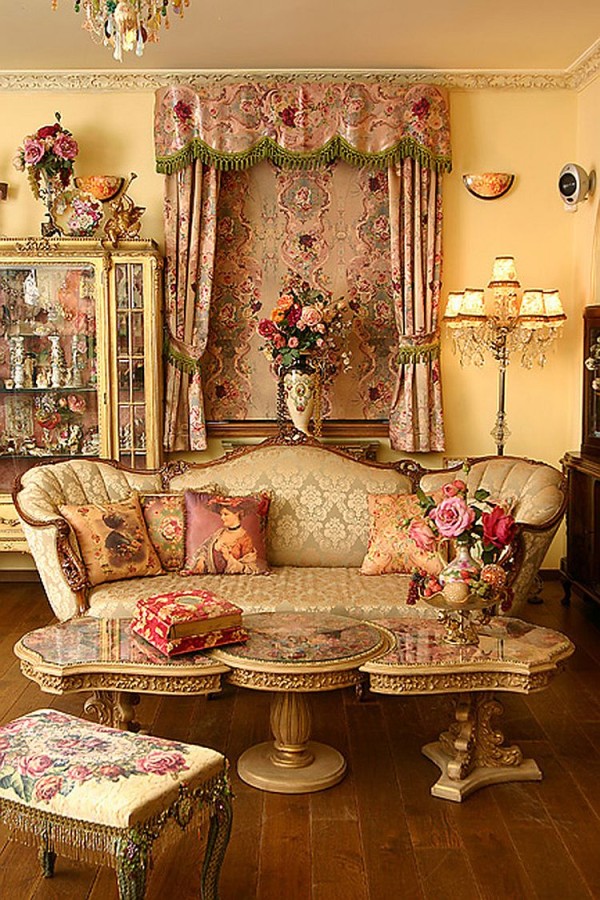 Feast for the Senses: 25 Vivacious Victorian Living Rooms