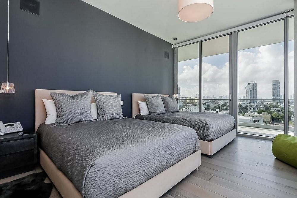 Gray brings refinement and elegance to the master bedroom