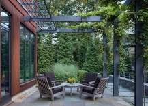 Modern-extension-to-the-existong-Georgian-home-comes-with-a-steel-pergola-structure-217x155