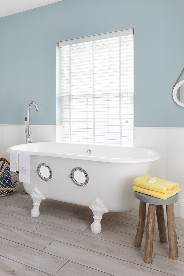 Porthole bath steals the show in this nautical themed bathroom [Design: Oliver Burns]