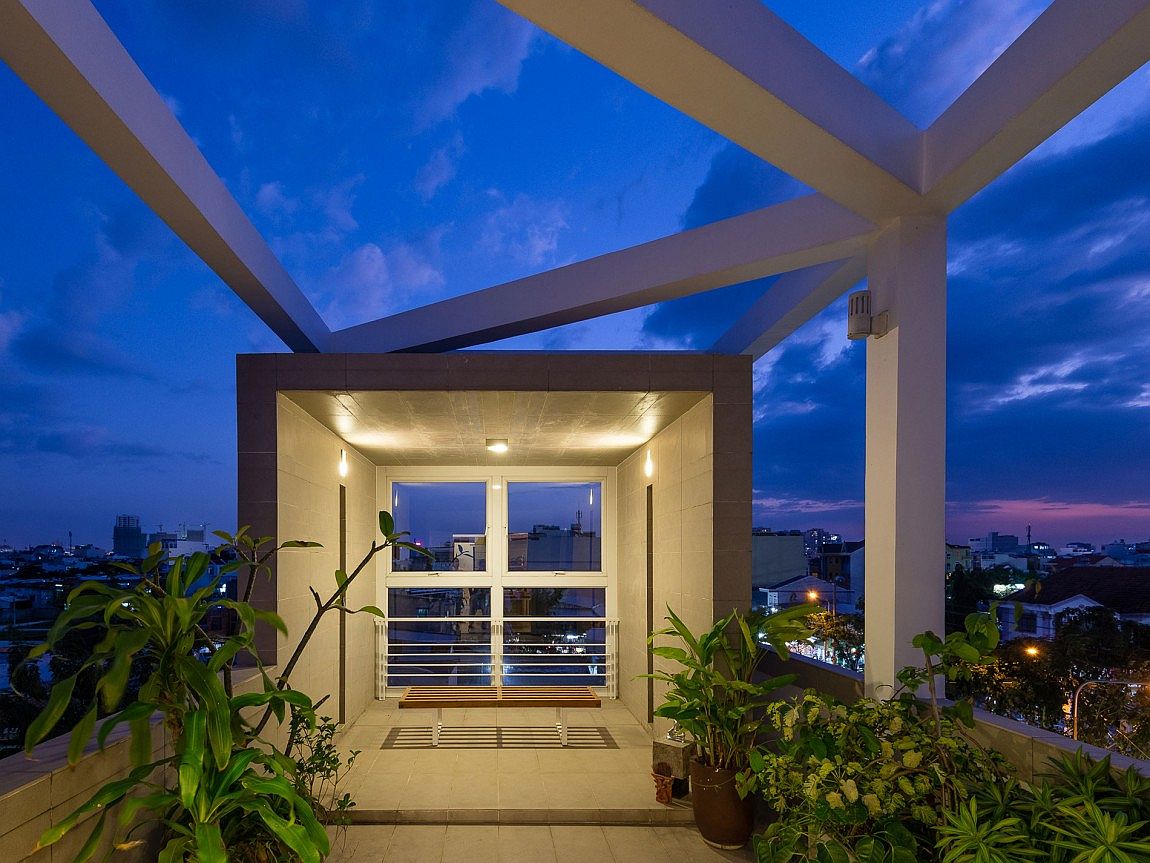 Sky garden on the fourth level of Ho Chi Minh City Residence with lovely views