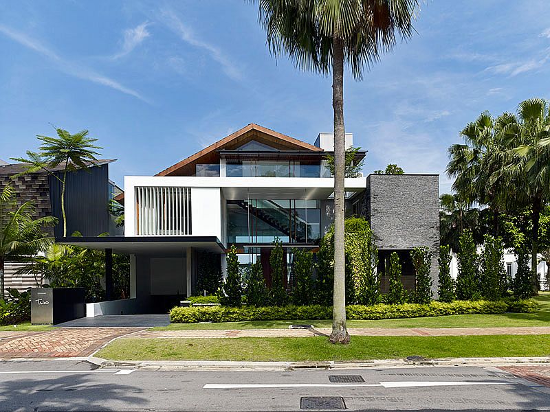 Street facade of the contemporary home in Sentosa Cove