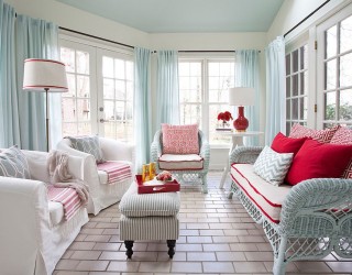 25 Cheerful and Relaxing Beach-Style Sunrooms