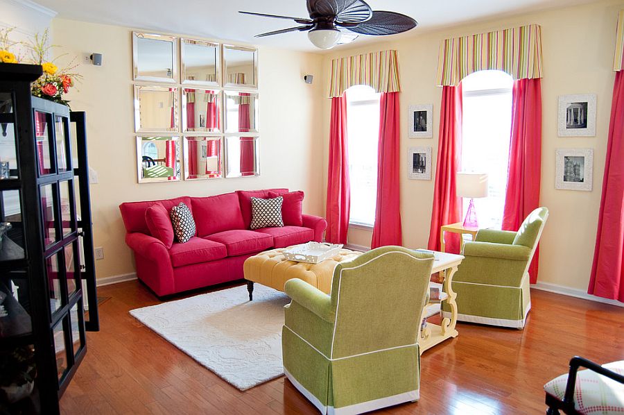 Traditional living room in pink and green