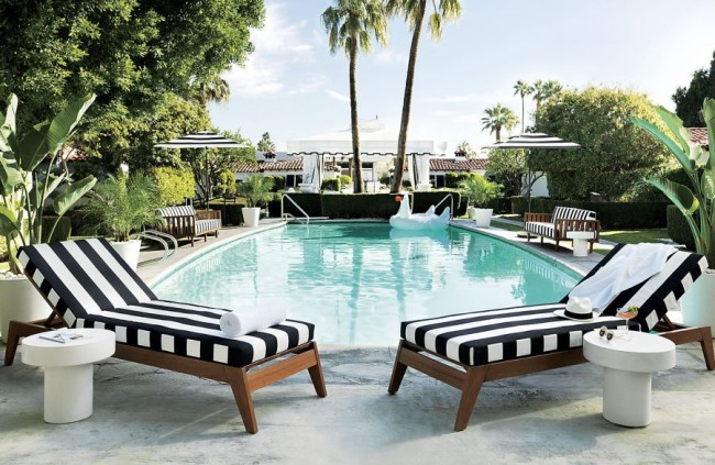 Patio Furniture and Decor Trend: Bold Black and White