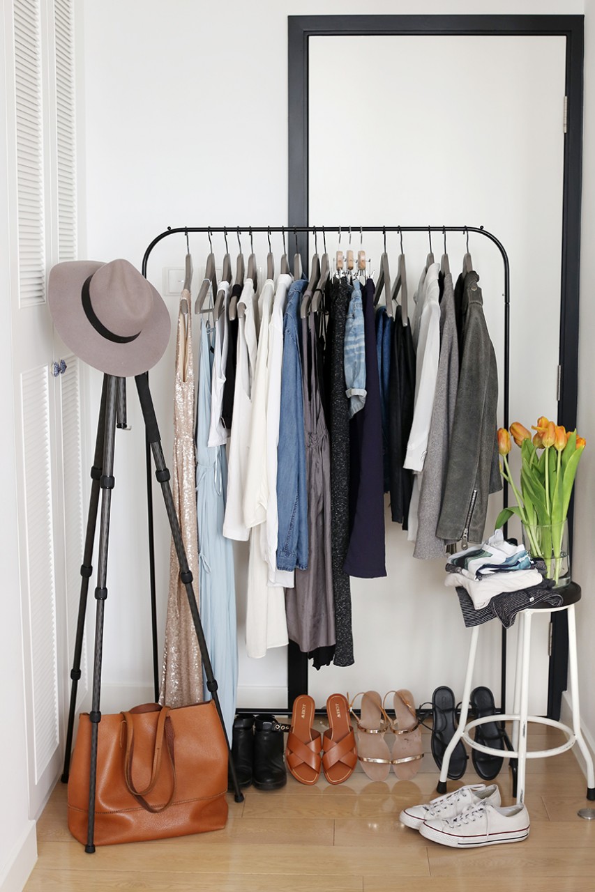 Capsule wardrobe display