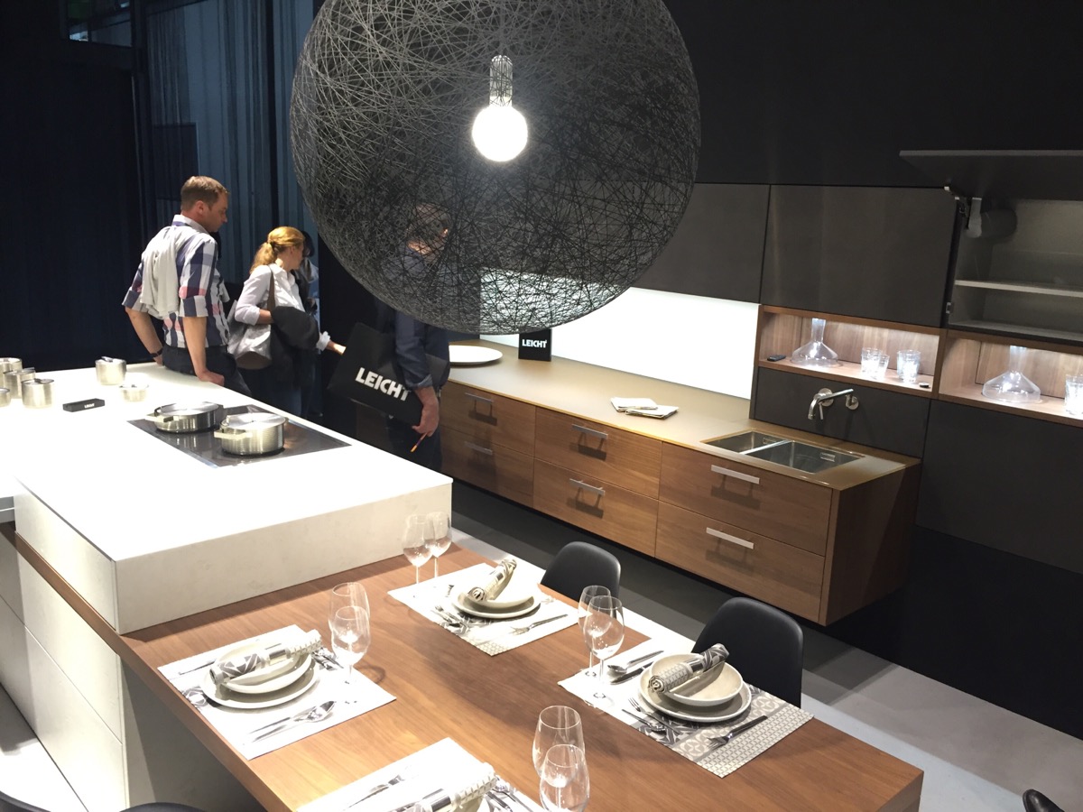 Modular and adaptable kitchen solutions from Leicht at EuroCucina 2016
