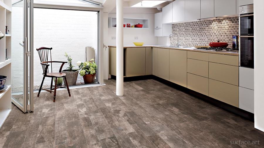 Wood-effect porcelain tile from Surface Art