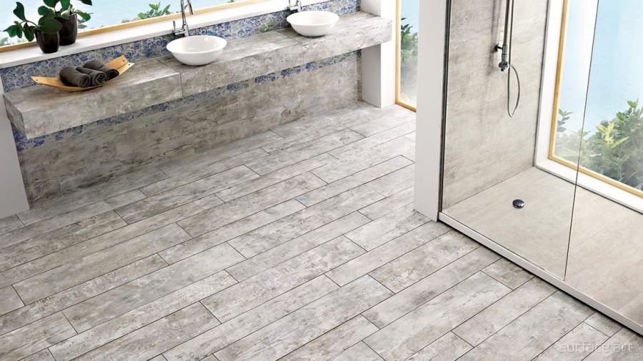 Porcelain-effect wooden tile in the powder room