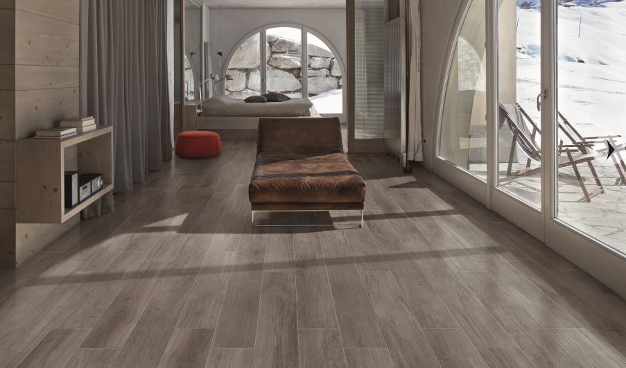 Decorating With Porcelain And Ceramic Tiles That Look Like Wood